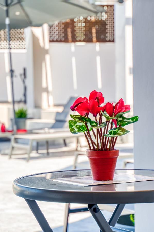 Antesia Coral Bay Resort By Ezoria Villas - Adults Only Buitenkant foto